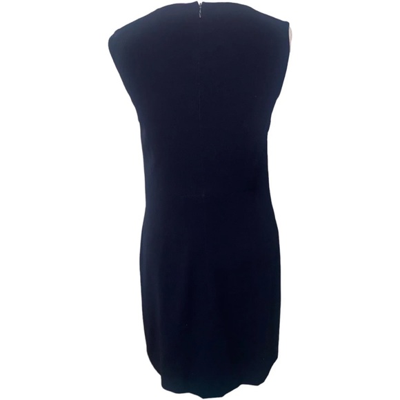 Chanel 1998 LBD 100% wool dress lined 100% silk sz 40EU/8 US 1 flaw noted in pic - Picture 3 of 7